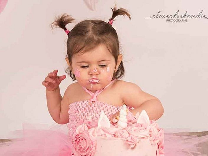 Smash The Cake Un Anniversaire Haut En Couleurs Alexandra Buendia
